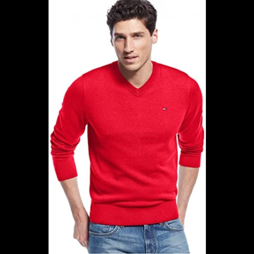 NWOT Tommy Hilfiger Red V-neck Long sleeve Sweater Size Medium